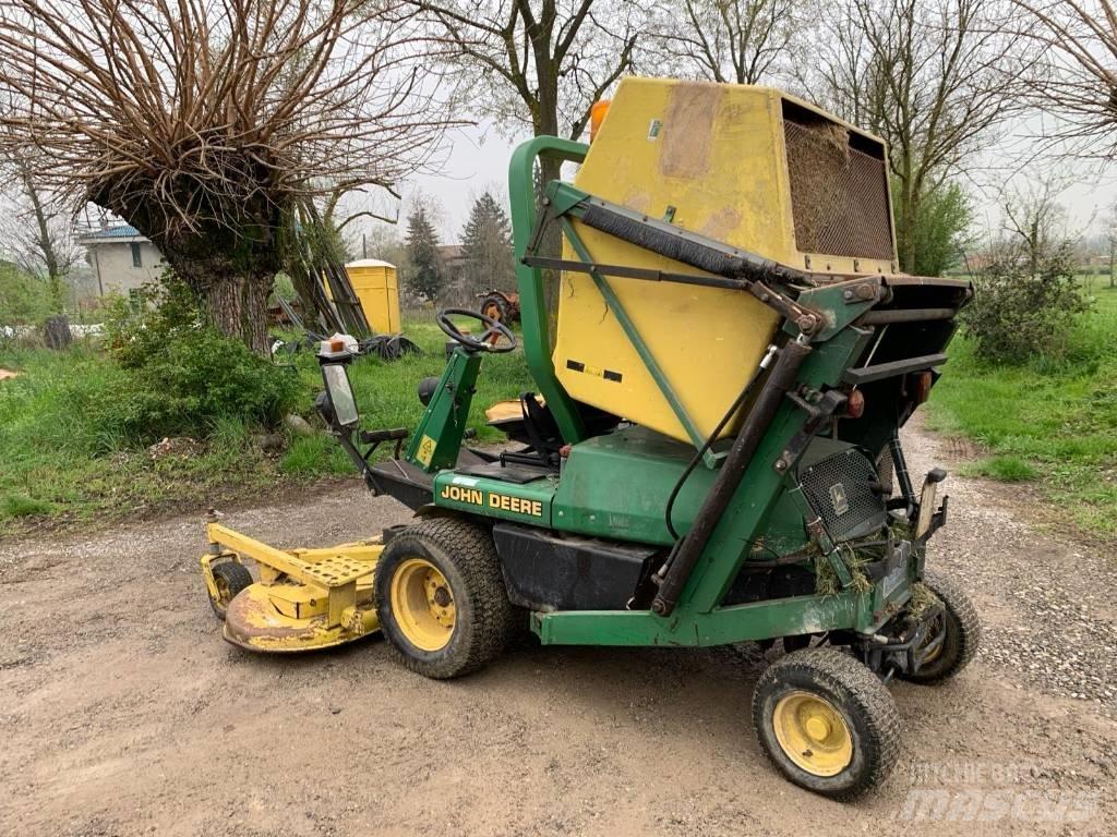 John Deere F 935 ركوب الحشائش