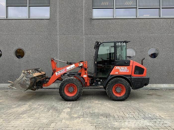 Kubota R065 لوادر بعجل