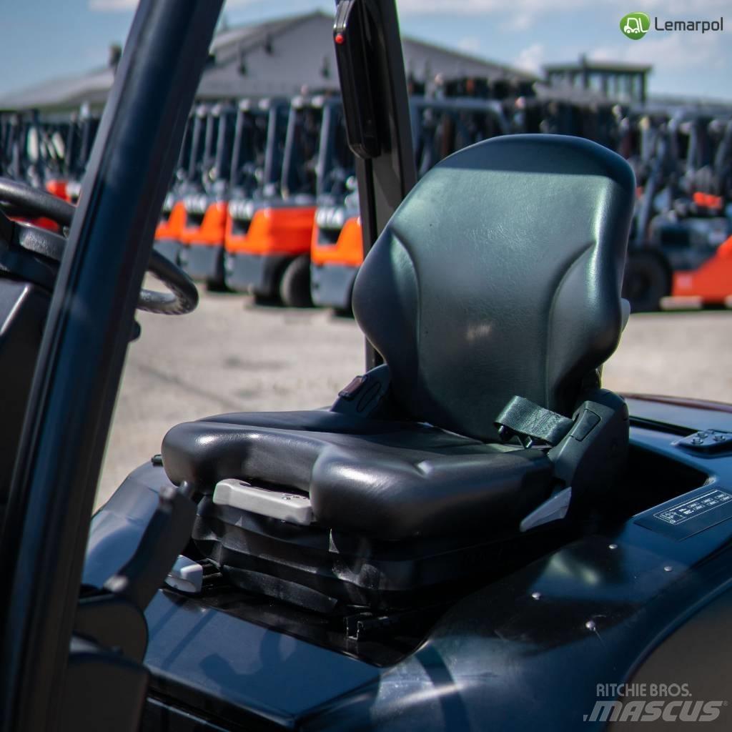 Manitou MI 30 D شاحنات LPG