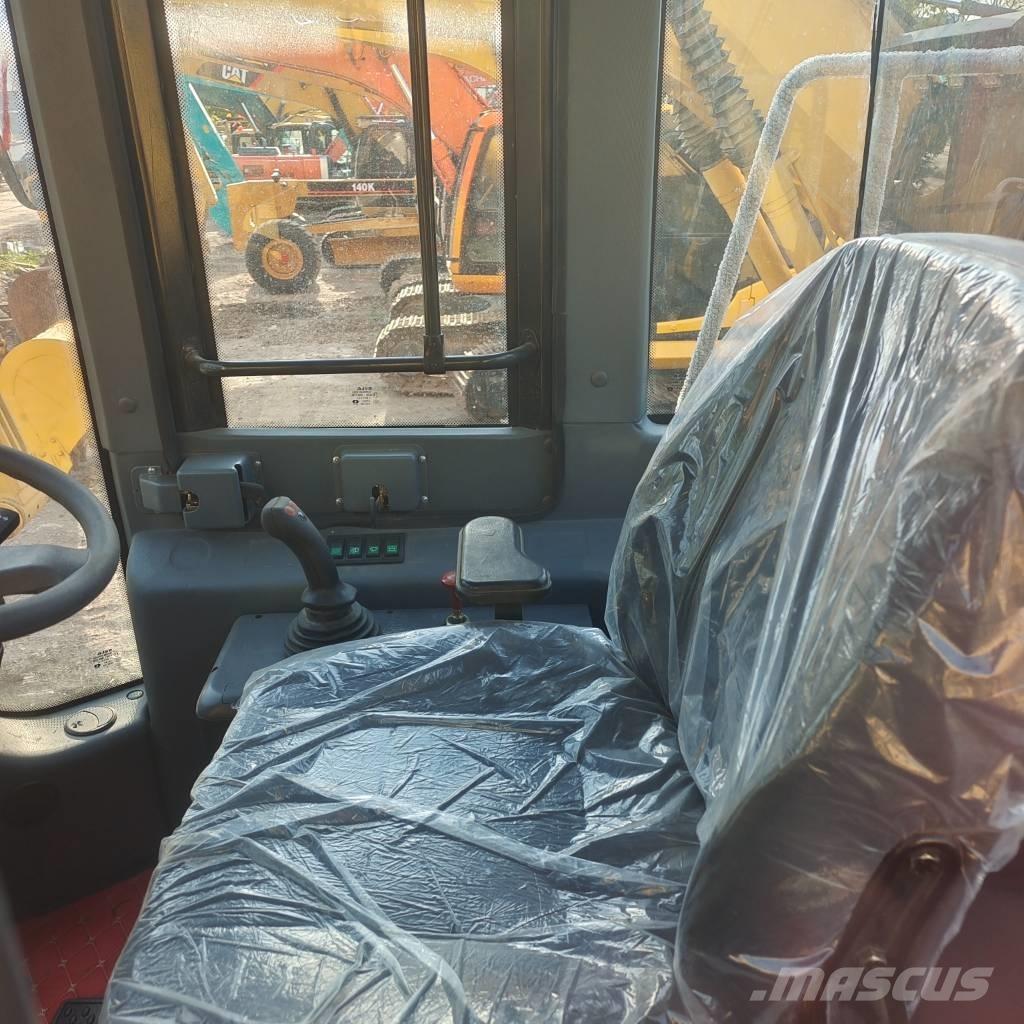 SDLG LG956L لوادر بعجل