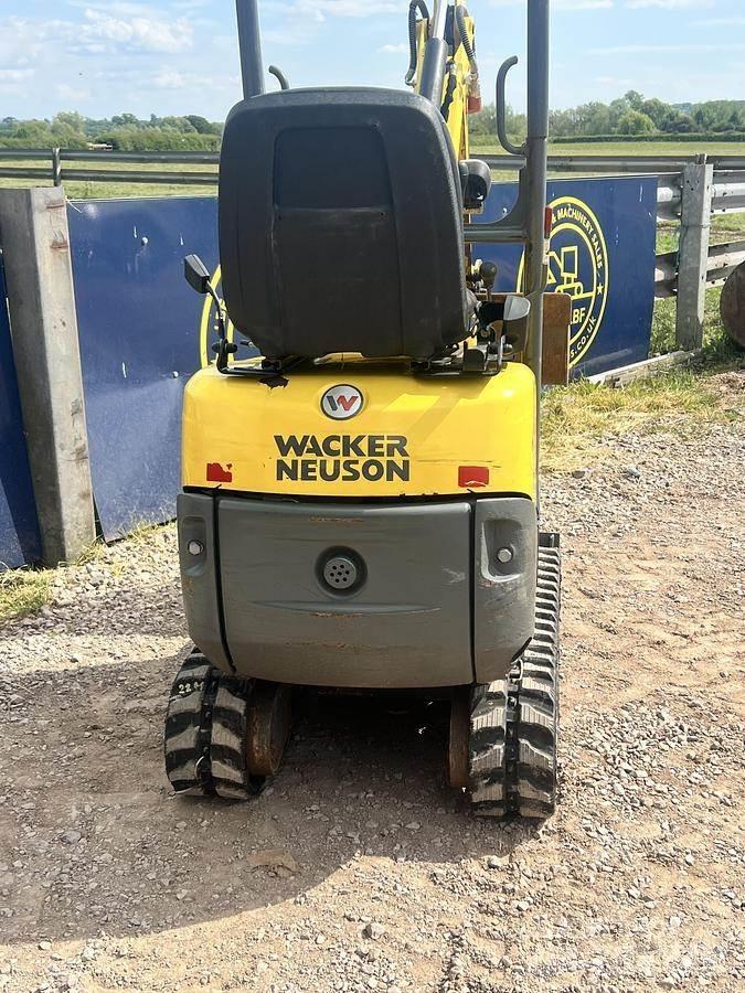 Wacker Neuson 803 حفارات خاصة