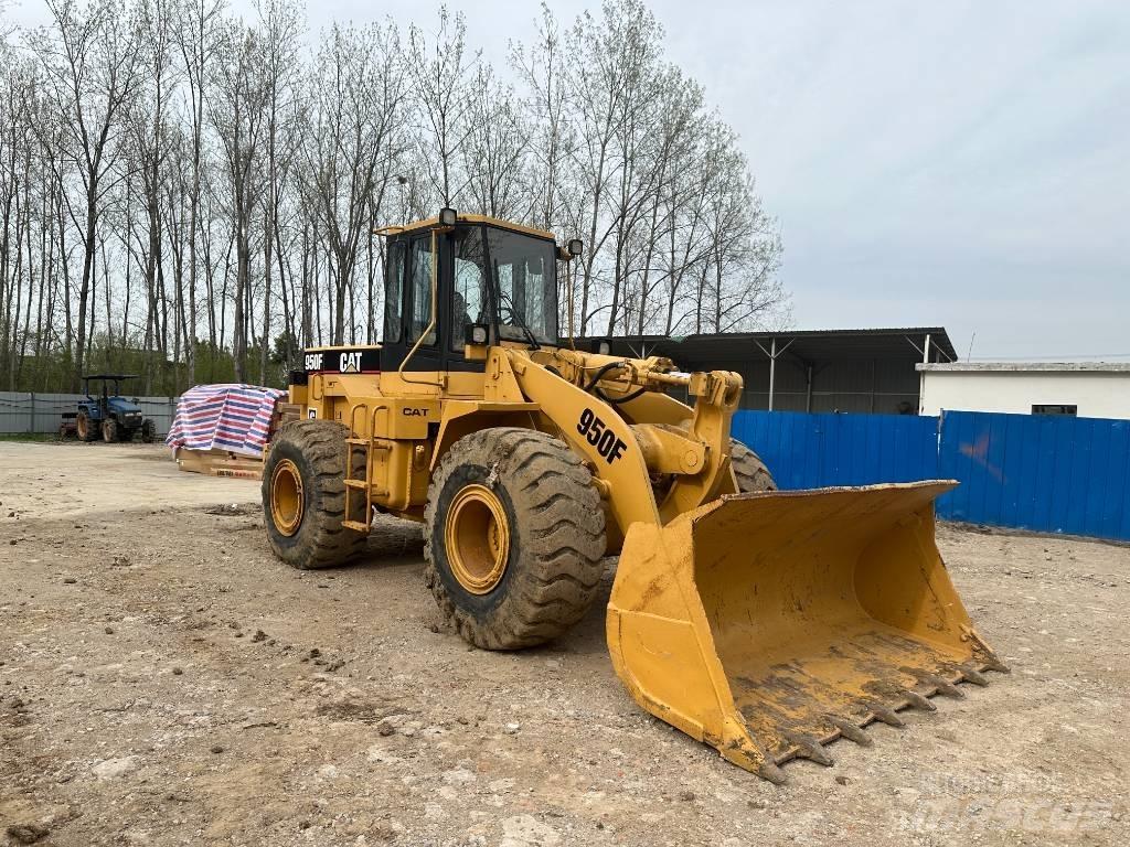 CAT 950 F لوادر بعجل