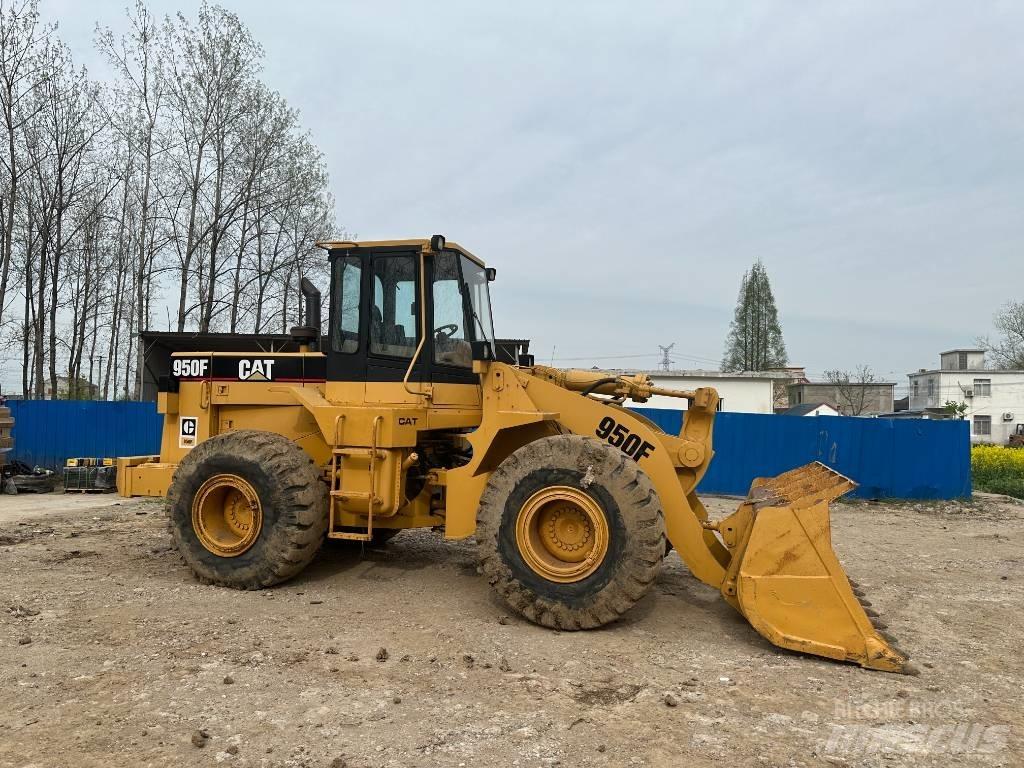 CAT 950 F لوادر بعجل