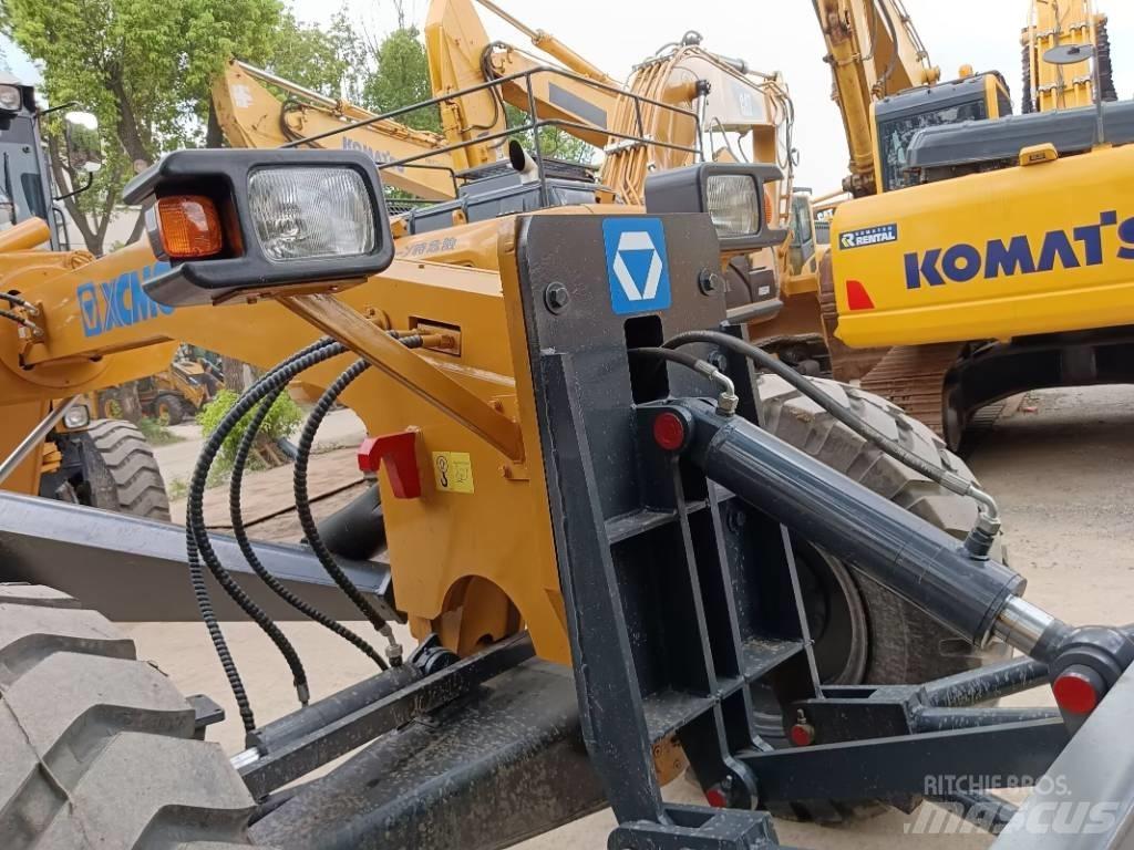XCMG GR 2153 معدات تمهيد الطرق