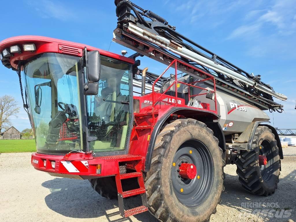 Horsch Leeb PT 230 رشاشات ذاتية الحركة