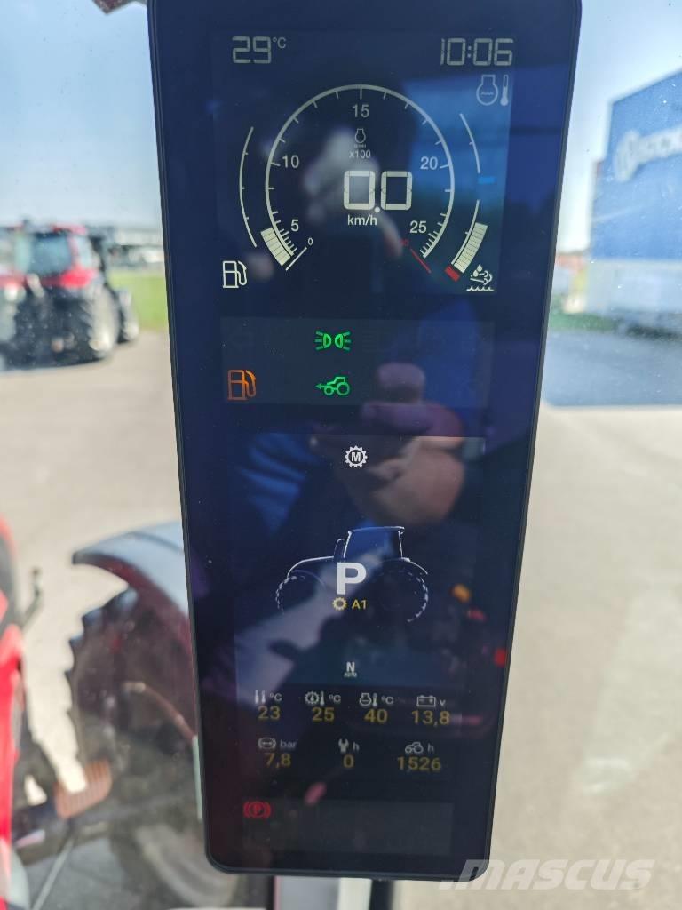 Valtra T 175 E الجرارات