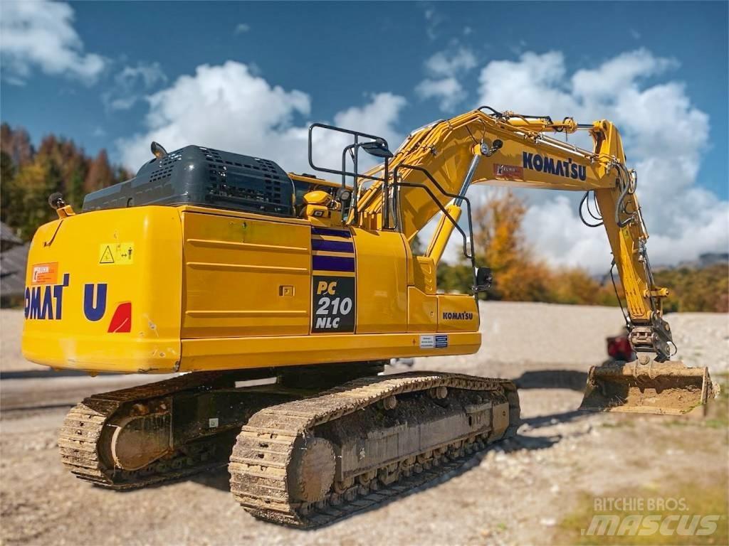 Komatsu PC 210 NLC حفارات زحافة