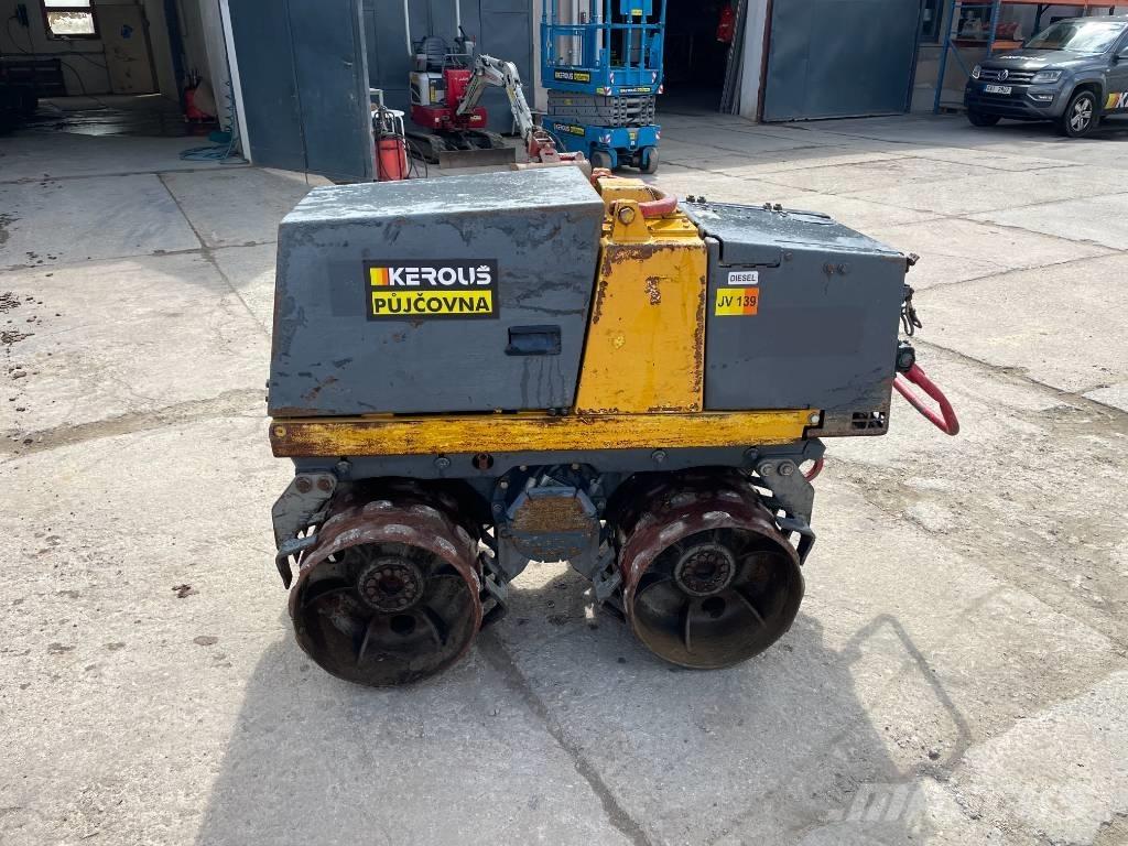 Bomag BMP 851 مداحل ثنائية الاسطوانة