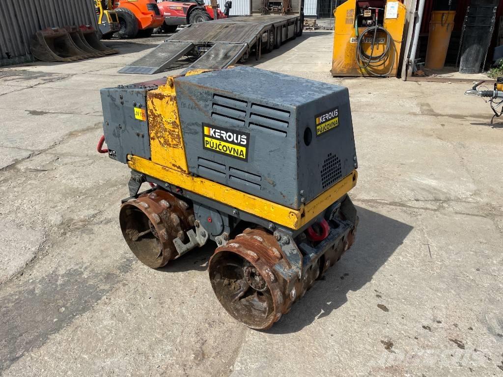 Bomag BMP 851 مداحل ثنائية الاسطوانة