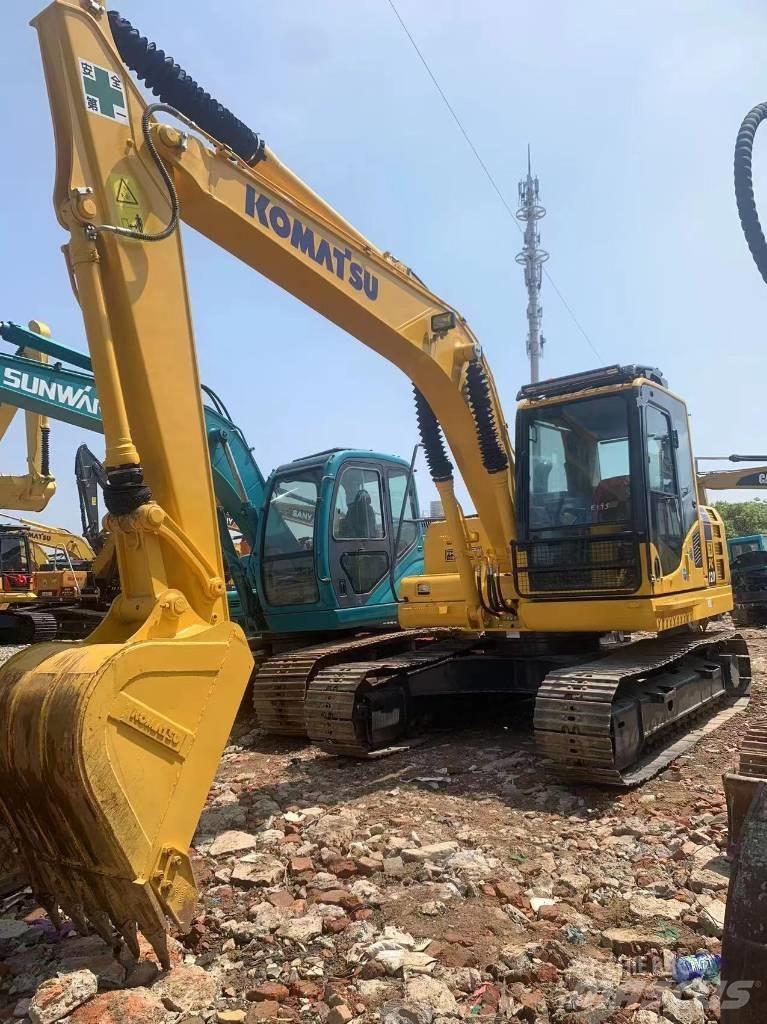 Komatsu PC 120-8 حفارات وسط 7 طن - 12 طن