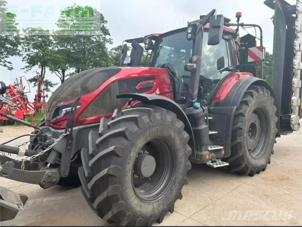 Valtra q265 الجرارات