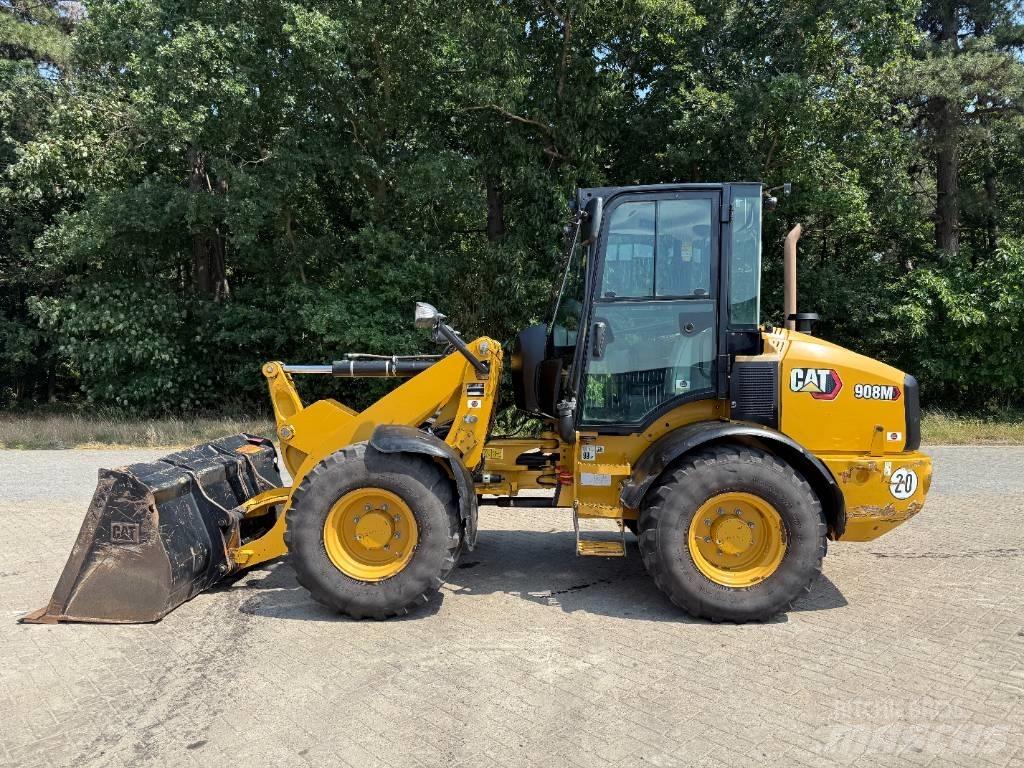 CAT 908 لوادر بعجل