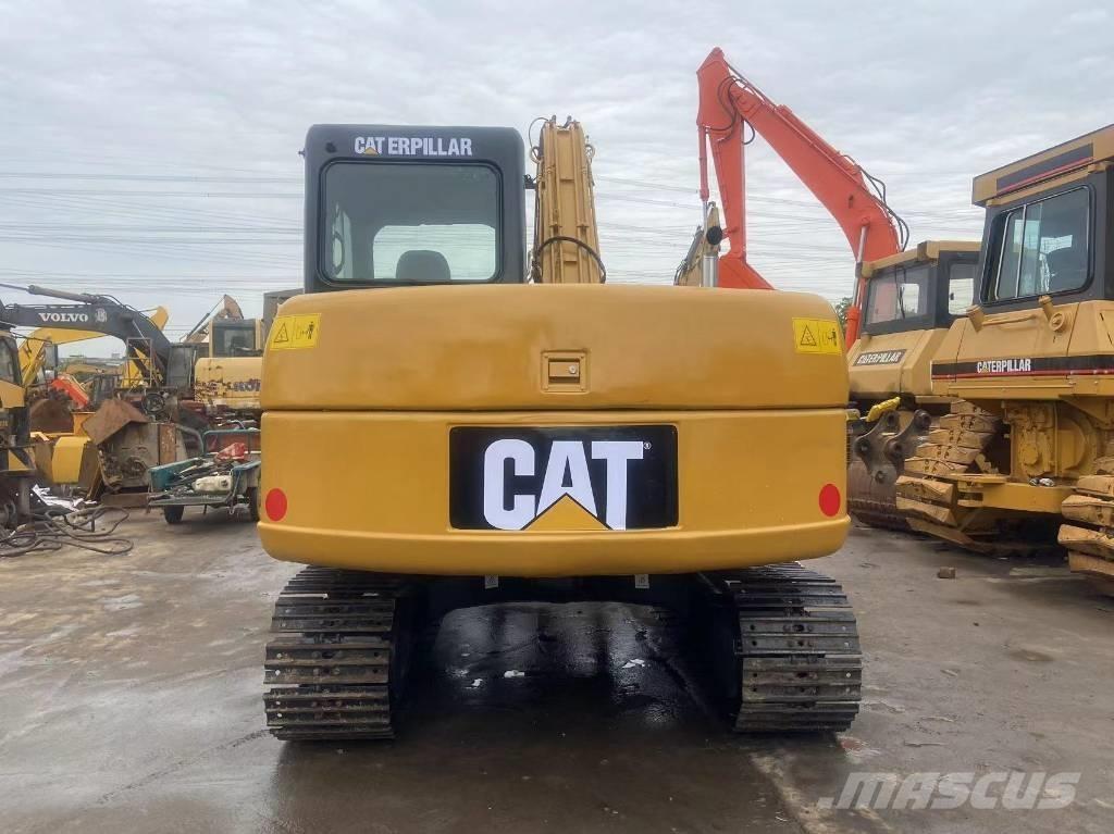 CAT 307 D حفارات وسط 7 طن - 12 طن