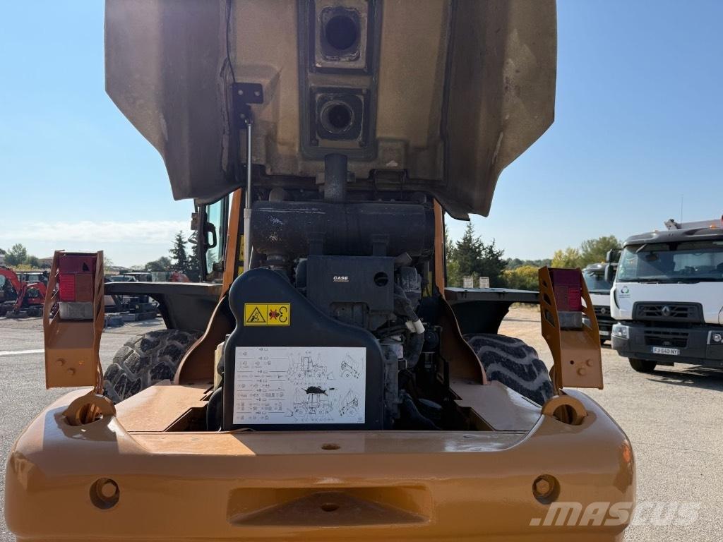 CASE 721 E لوادر بعجل