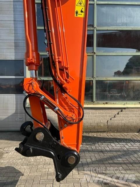 Hitachi ZX 290LCN-5B حفارات زحافة