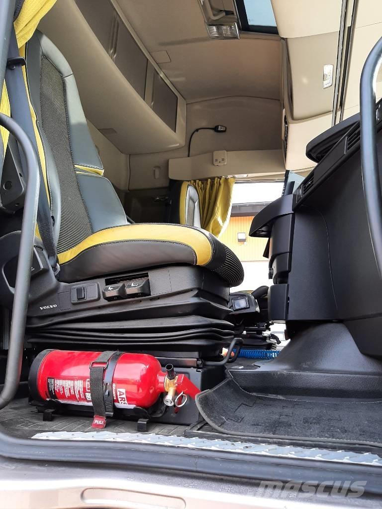 Volvo FH 16 شاحنات أشجار