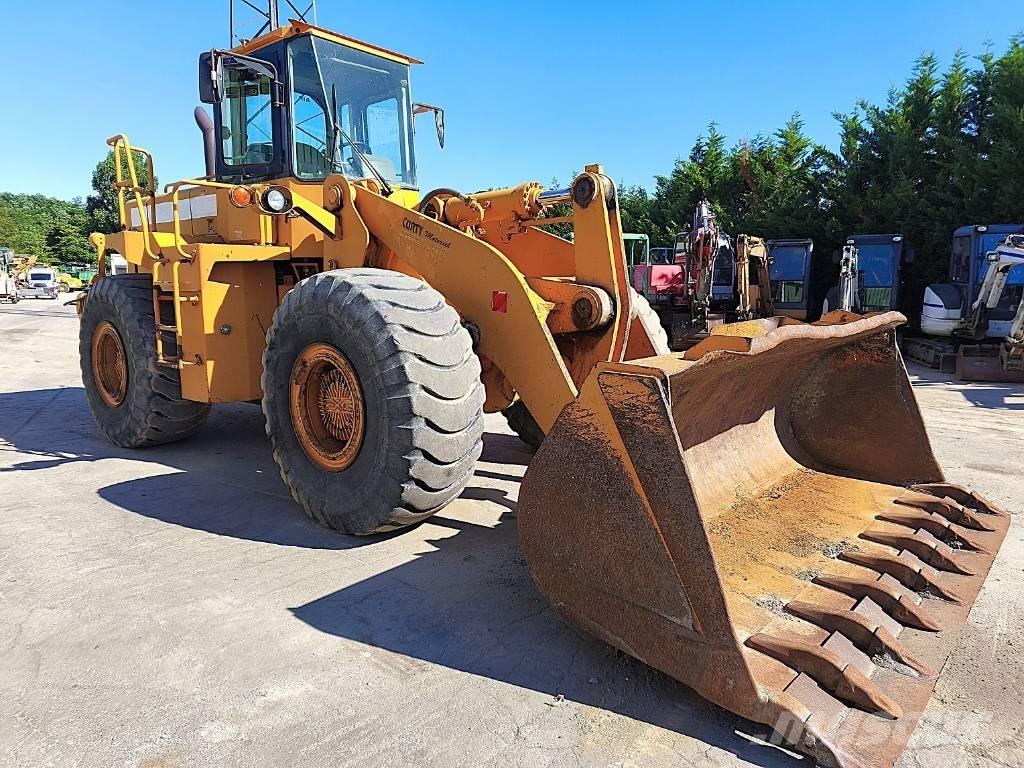 Hyundai HL 760 لوادر بعجل