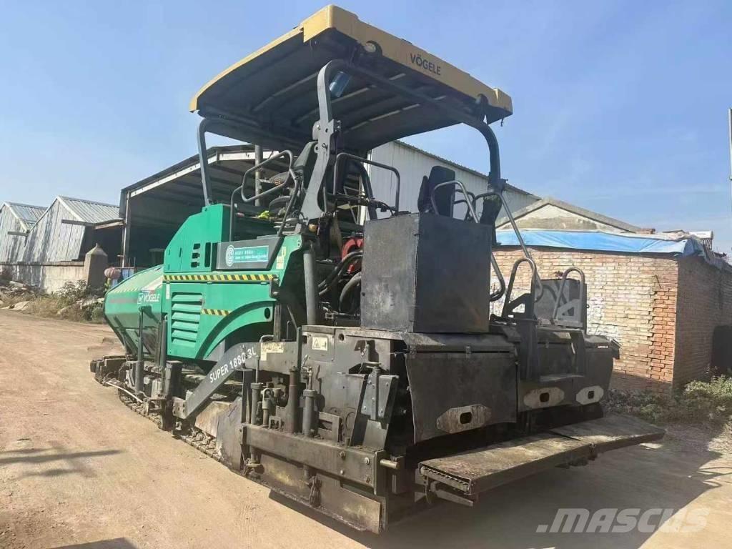 Vögele 1880-2l معدات السفلتة