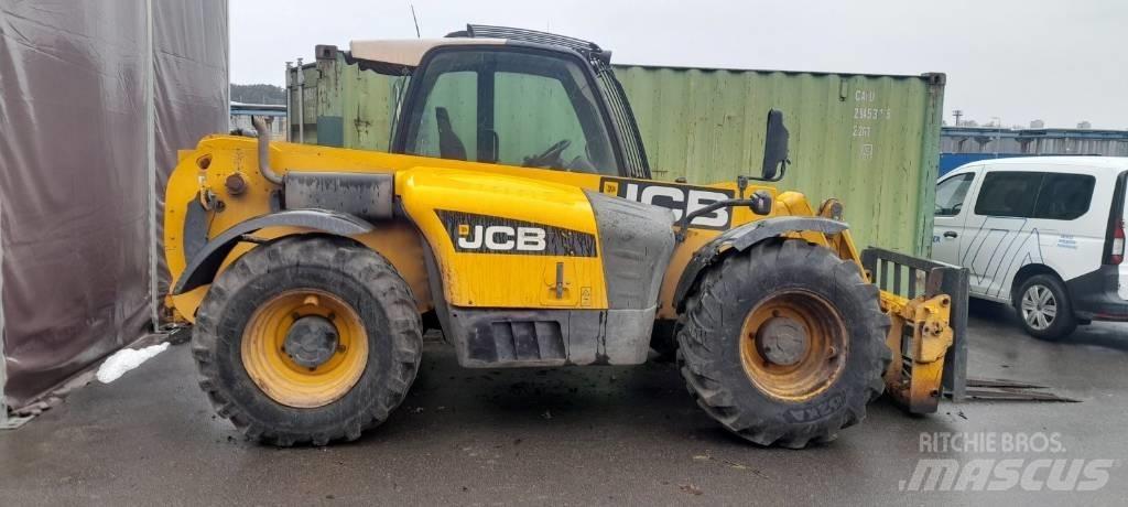 JCB 541-70AGS معدات مناولة لأغراض الزراعة