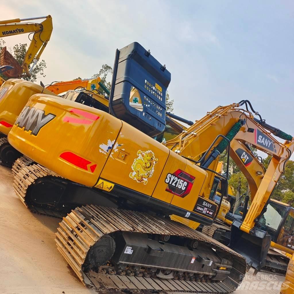 Sany SY 215 C حفارات زحافة
