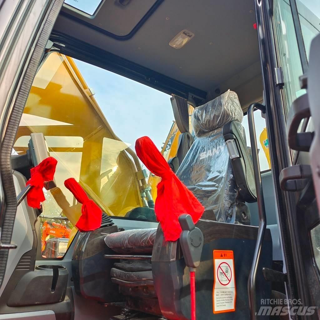 Sany SY 215 C حفارات زحافة