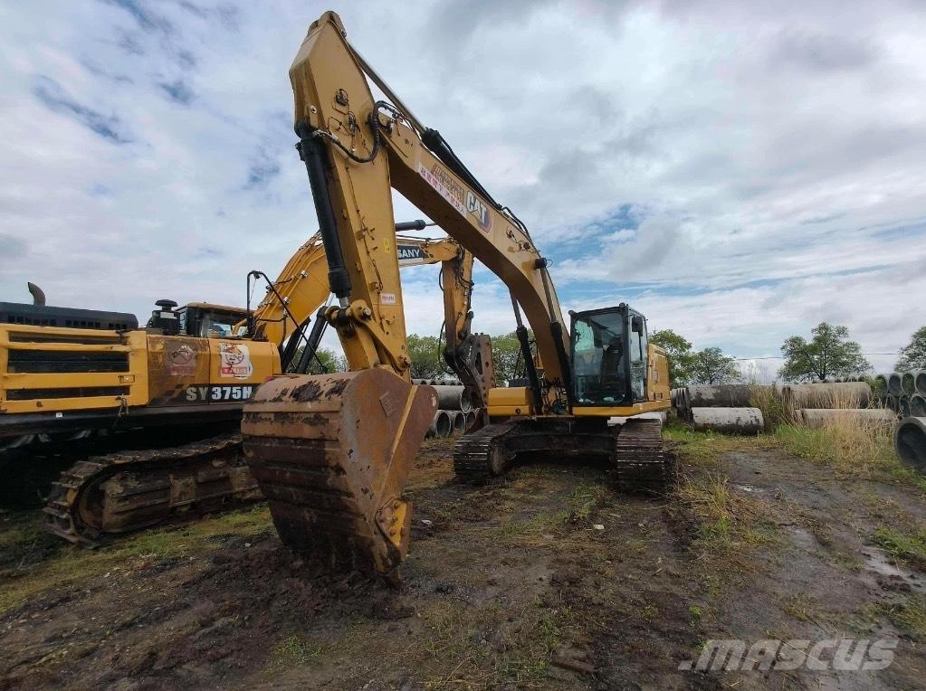 CAT 374 حفارات زحافة