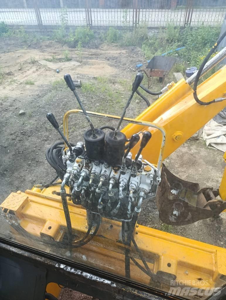 JCB 2 CX لوادر ذات جرافات عكسية