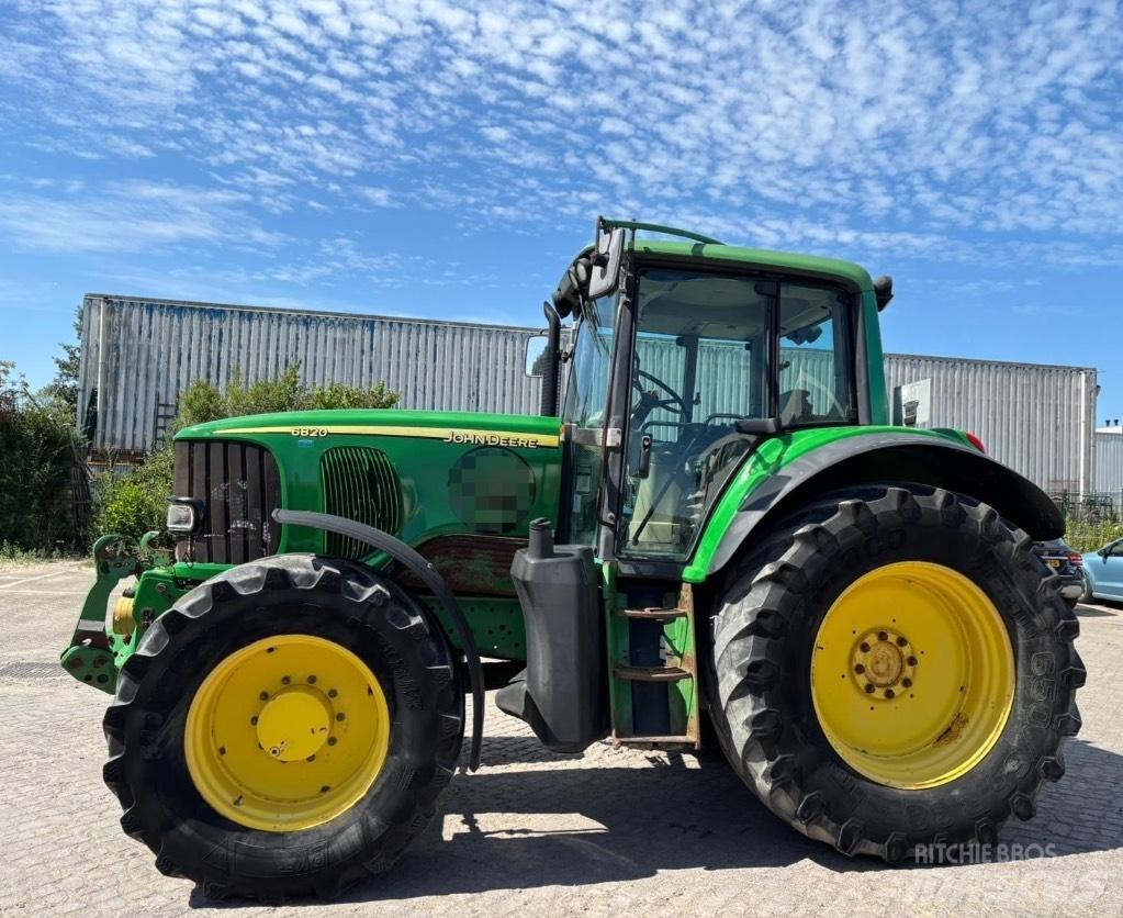 John Deere 6820 AQ الجرارات