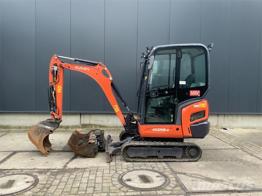 Kubota KX 019-4 حفارات صغيرة أقل من 7 طن (حفارات صغيرة)