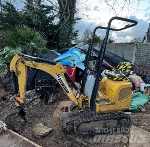 CAT 300.9 D حفارات صغيرة أقل من 7 طن (حفارات صغيرة)