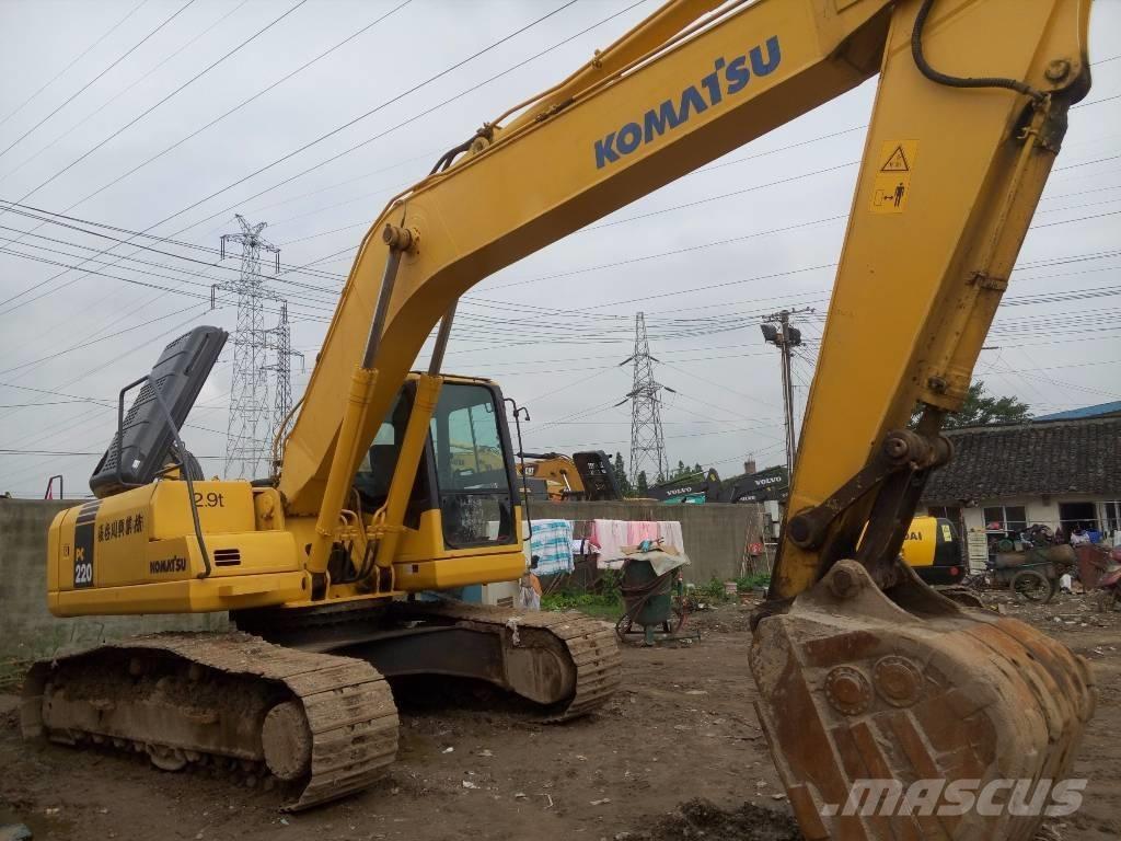 Komatsu pc220-7 حفارات زحافة