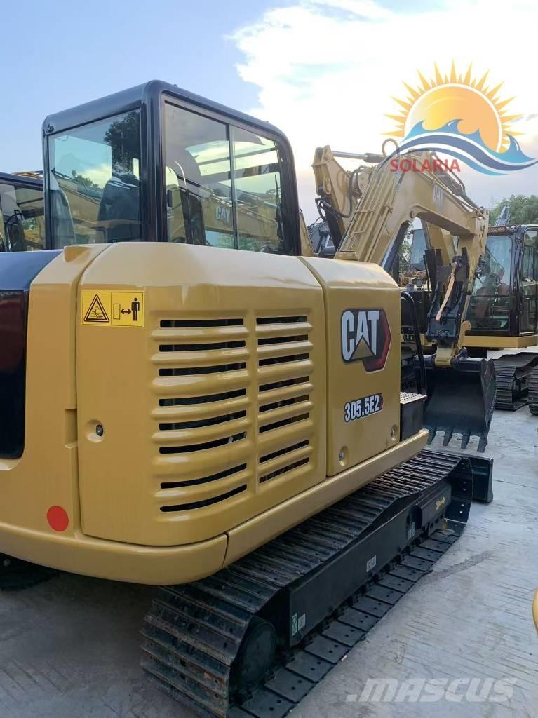 CAT 305.5 E2 حفارات زحافة