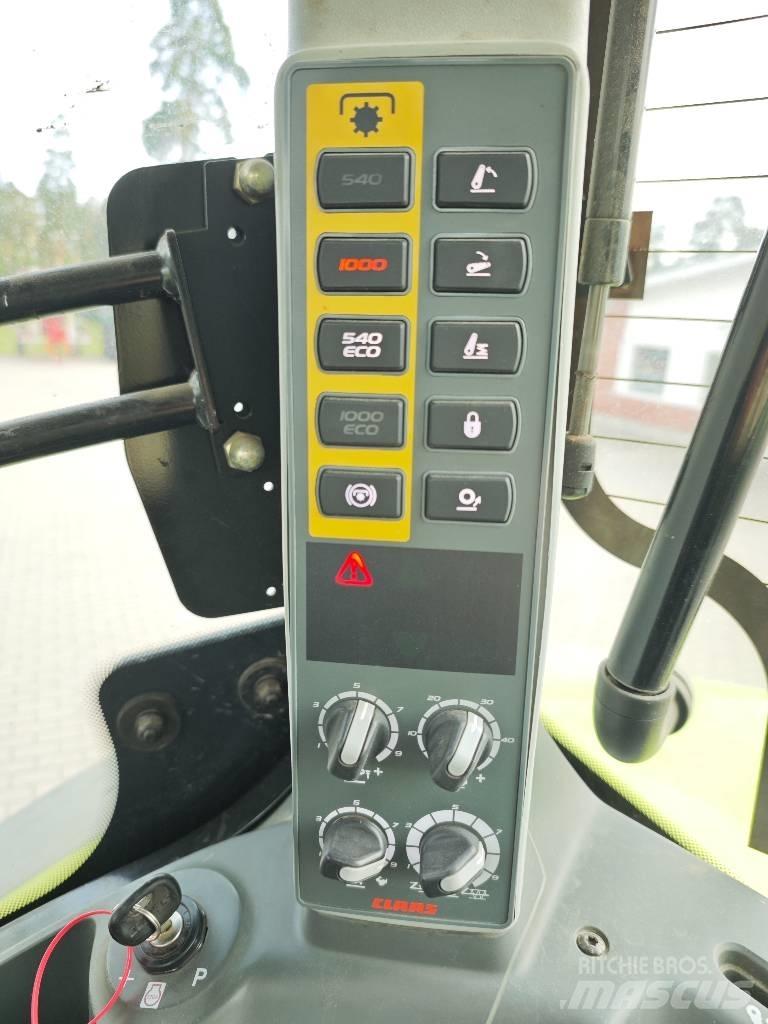CLAAS Axion 940 الجرارات