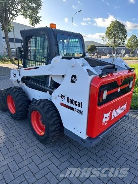 Bobcat S 510 لوادر انزلاقية التوجيه