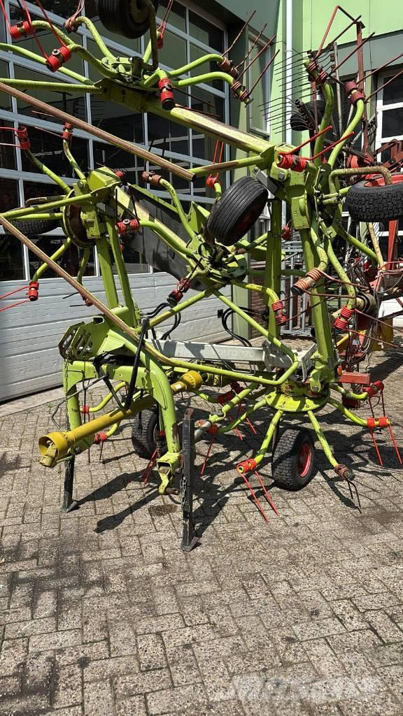 CLAAS Volto 770 مكابس وميبسات التبن