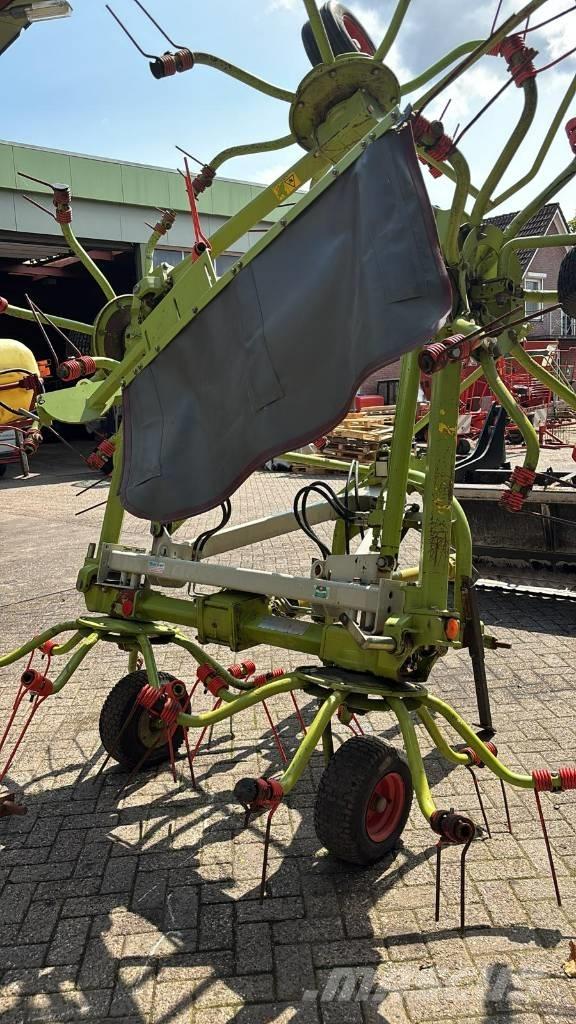 CLAAS Volto 770 مكابس وميبسات التبن