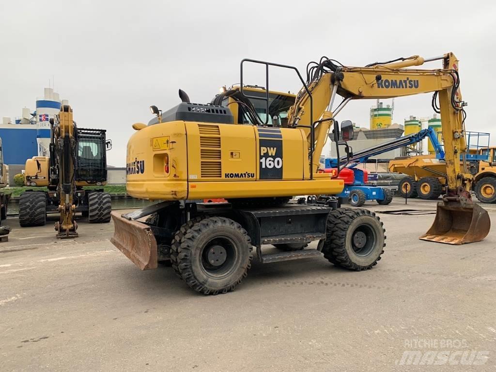 Komatsu PW160-8 حفارات بعجل