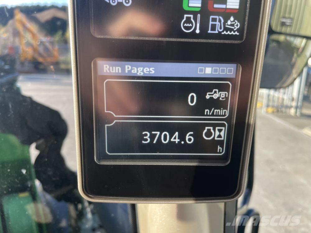 John Deere 6155 M الجرارات