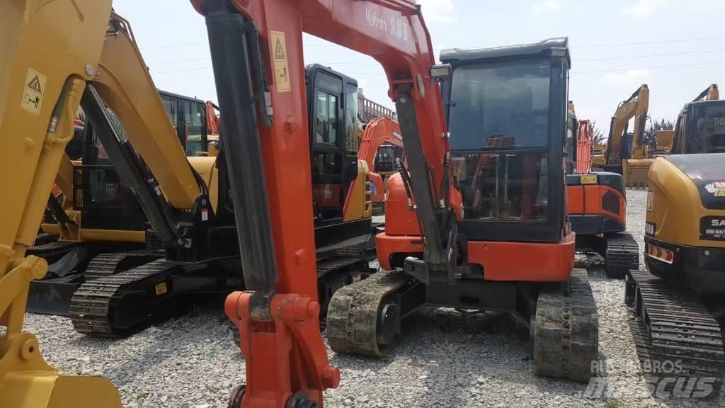 Kubota KX 155 حفارات زحافة