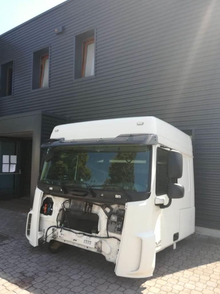 DAF XF 106 Euro 6 كابينة والداخلية
