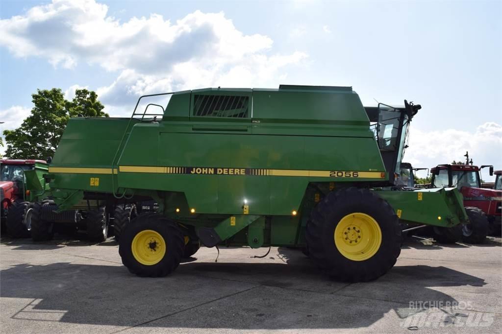 John Deere 2056 حصادات