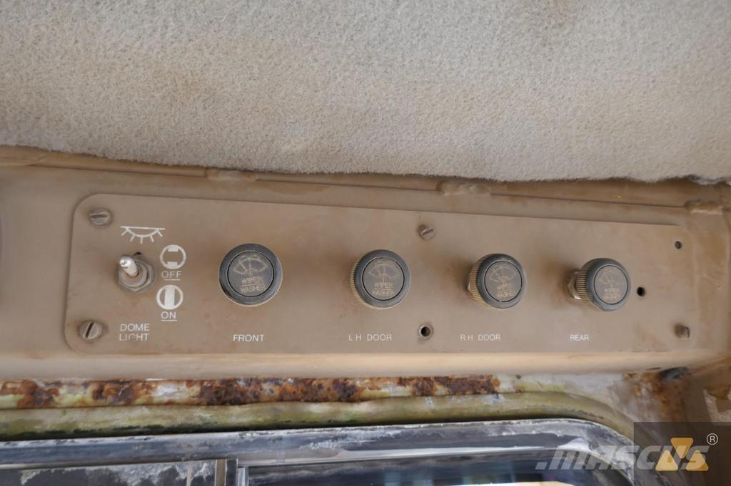 CAT D8N بلدوزرات مجنزرة