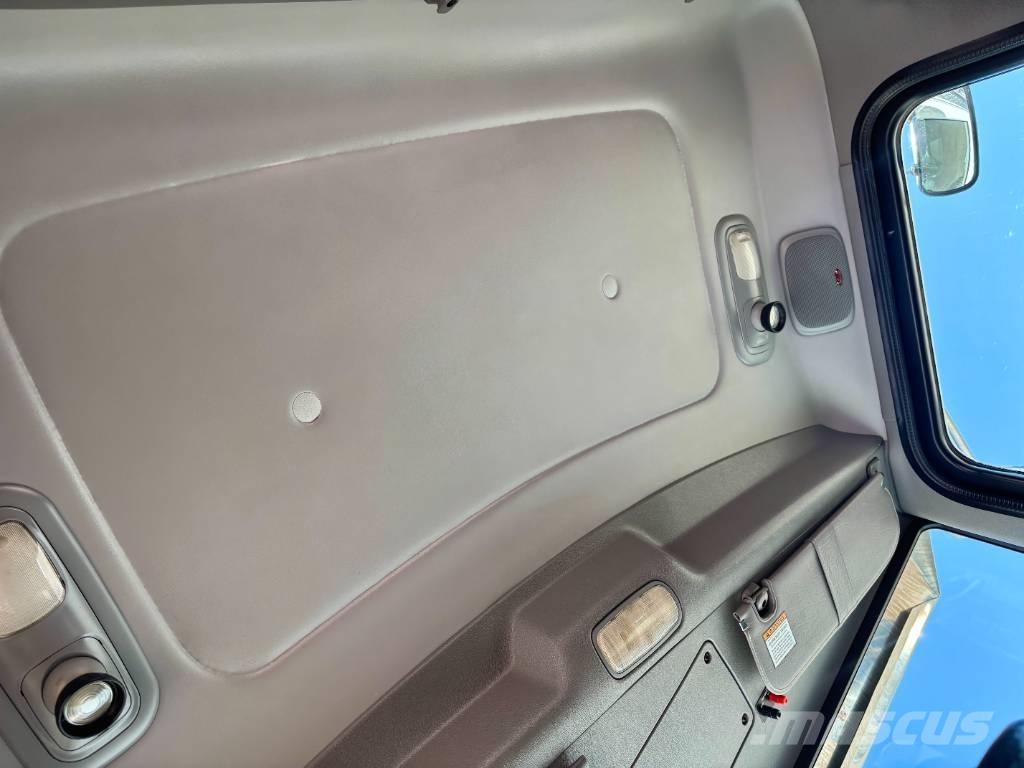 Peterbilt 389 وحدات الجر