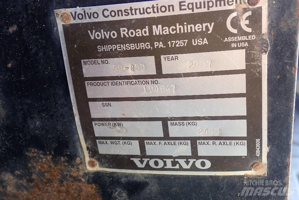 Volvo SD 25 D مداحل أحادية الأسطوانة