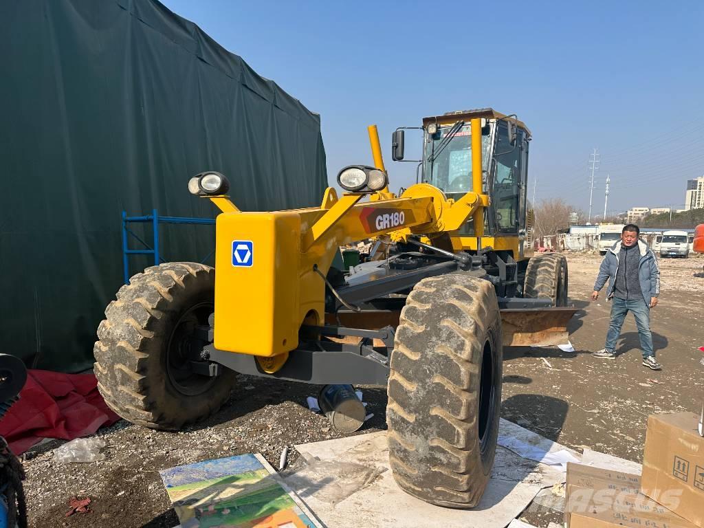 XCMG GR 180 معدات تمهيد الطرق
