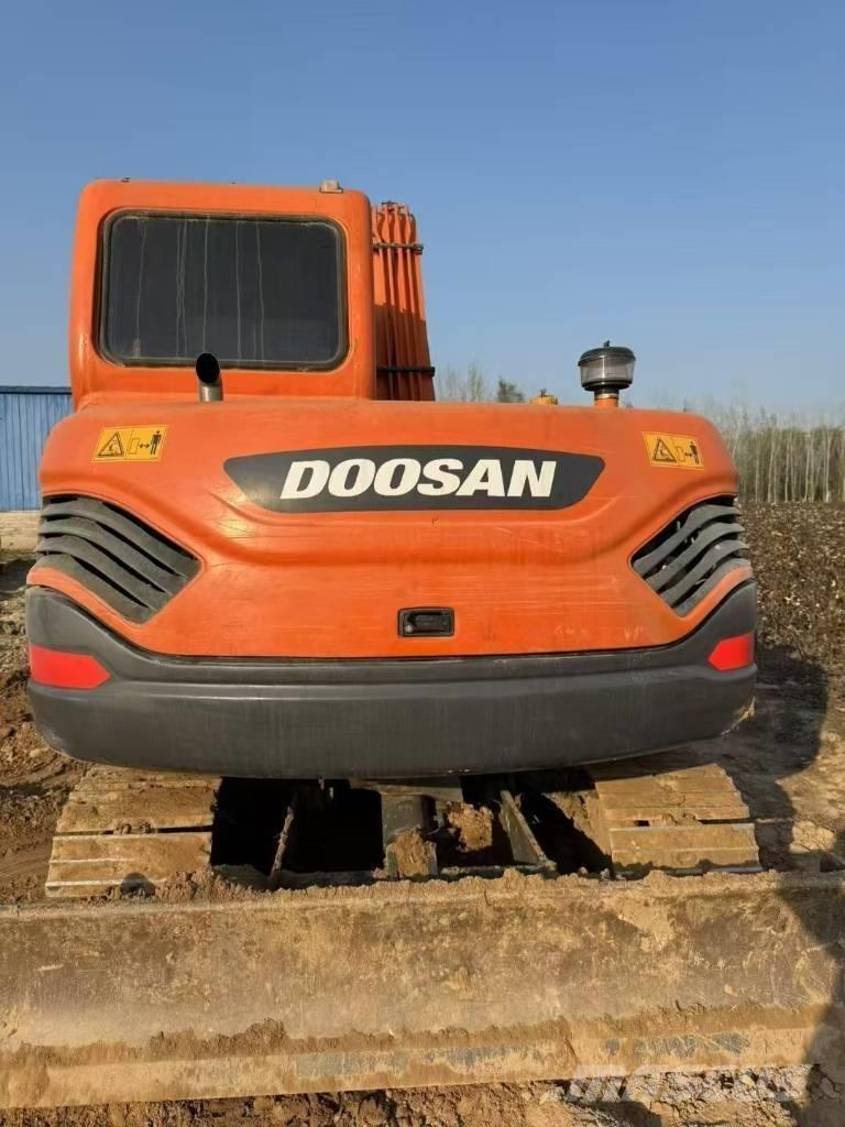 Doosan DX 75-9 C حفارات زحافة