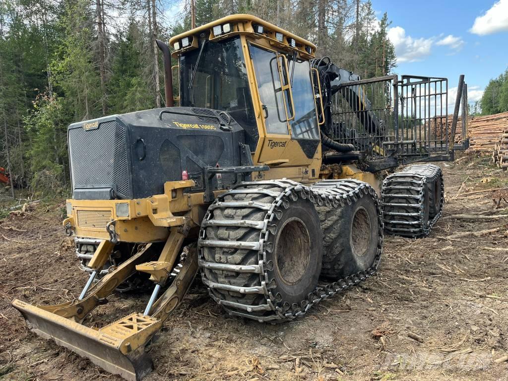 Tigercat 1085 شاحنات