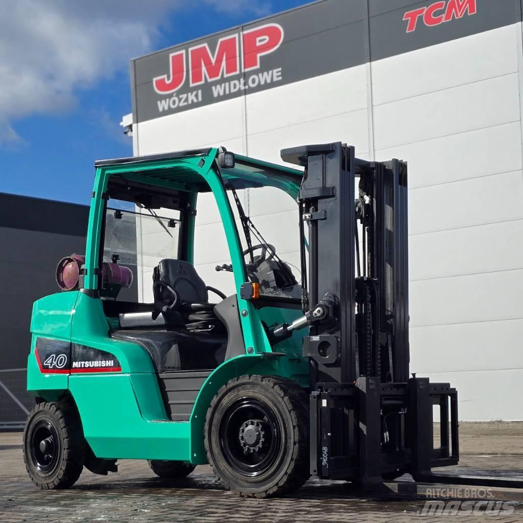Mitsubishi FG 40 NT شاحنات LPG