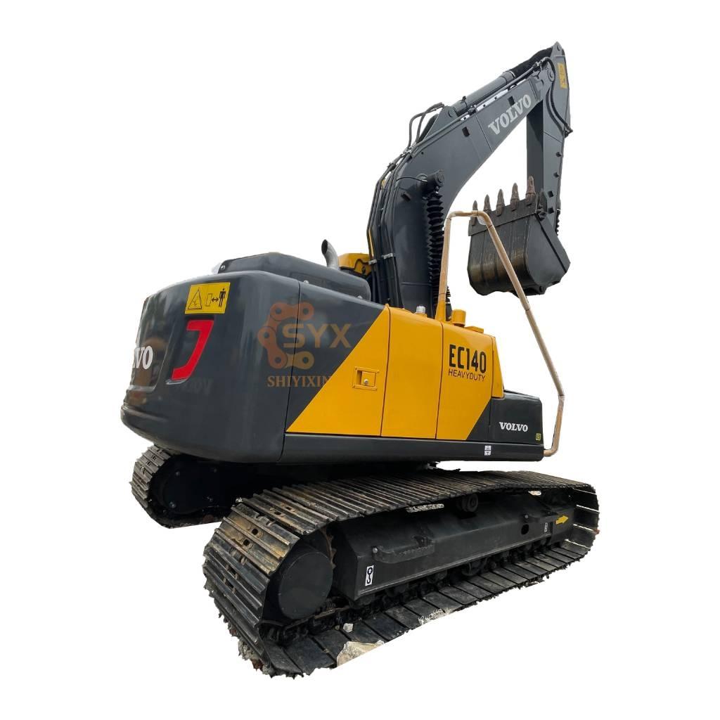 Volvo EC 140 D حفارات زحافة