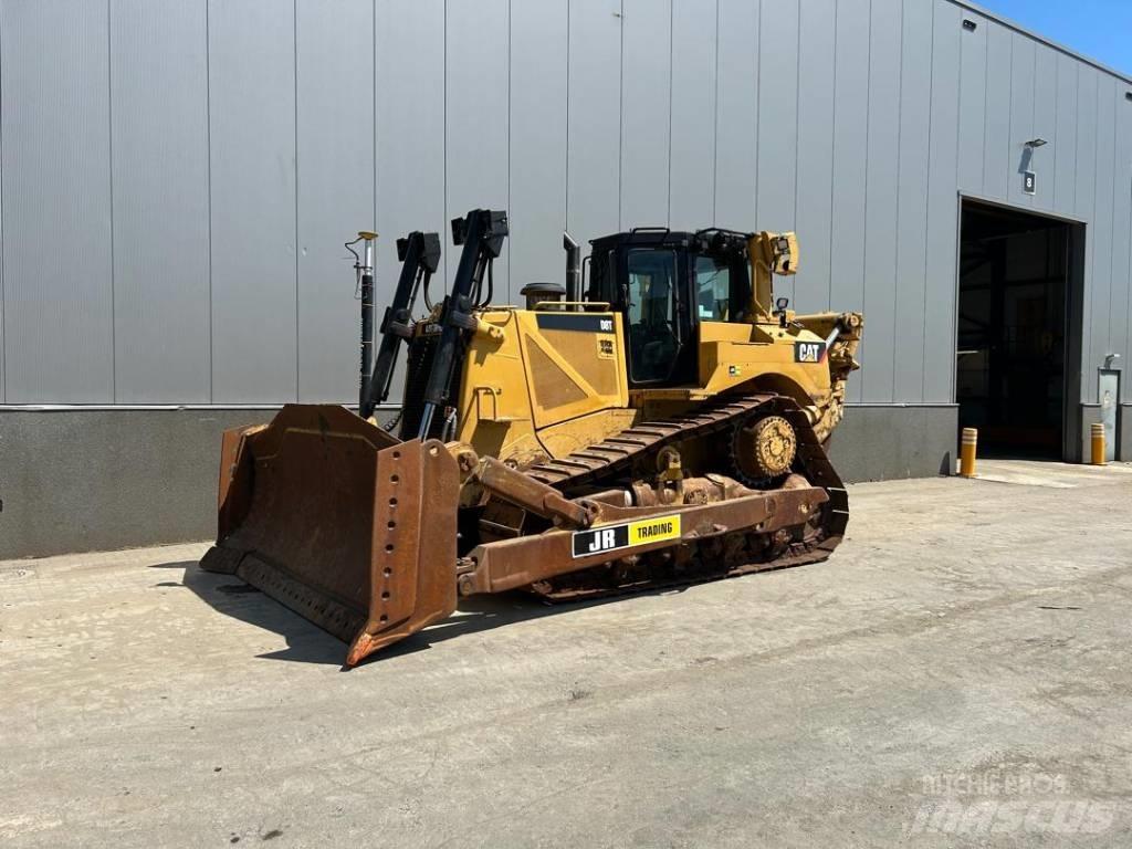 CAT D 8 T  (Leica GPS) بلدوزرات مجنزرة